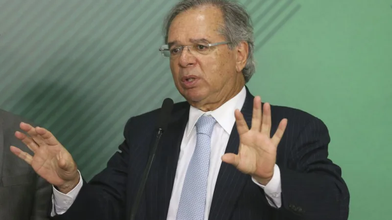 Paulo Guedes quer “via expressa” para privatizações