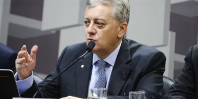 Aldemir Bendine é solto pela Segunda Turma do STF