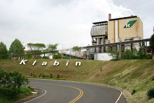 Klabin tem prejuízo de R$ 196 milhões no primeiro trimestre