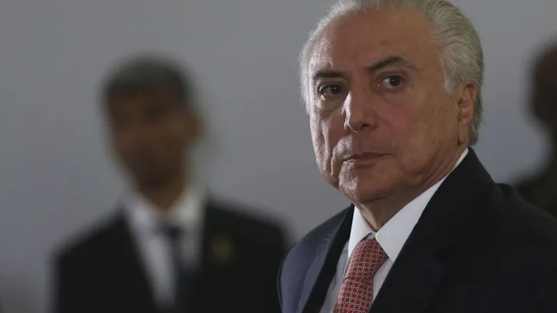 Temer diz que vai se entregar à Justiça nesta quinta