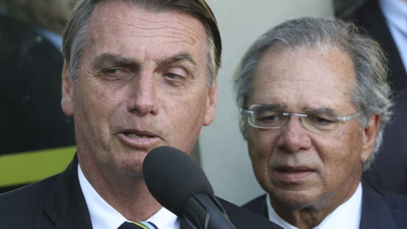 Bolsonaro: decreto de armas facilita porte para políticos e caminhoneiros