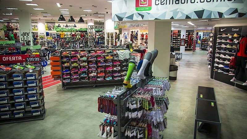 Cade aprova compra da Nike do Brasil pelo dono da Centauro (CNT03)