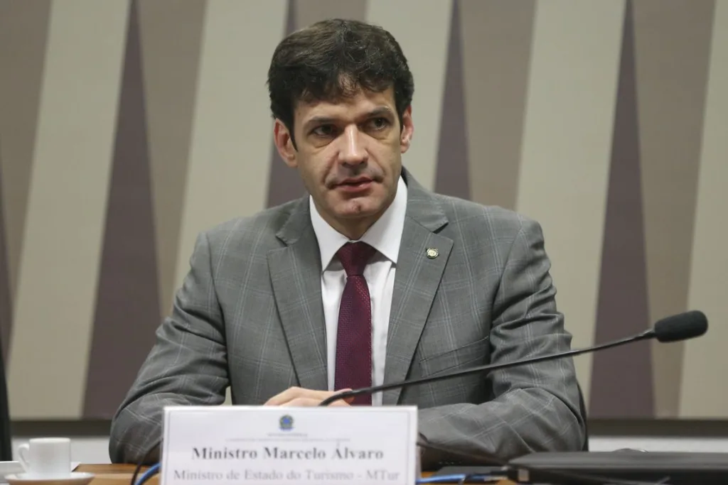 Ministro do Turismo