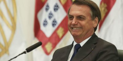 Bolsonaro vai assinar decreto que quebra monopólio da Taurus