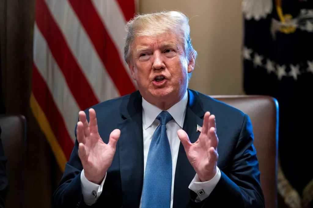 Opep vai cortar produção em 20 mi de barris de petróleo, anuncia Trump
