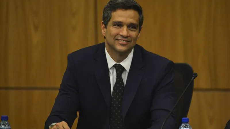 Taxa Selic é mantida a 6,5%, apesar de redução de projeção do PIB