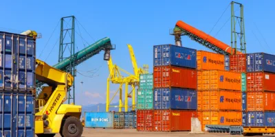 BC: contas externas têm superávit de US$ 1,684 bilhão em agosto