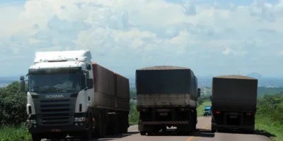 Caminhoneiros que descumprirem tabela de frete estão isentos de multas