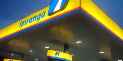 Ultrapar, dona da Ultragaz, cai mais de 4% devido à queda de receita