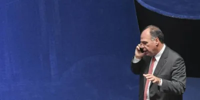 Justiça determina bloqueio de R$ 3,57 bilhões de MDB, PSB, políticos e empresas