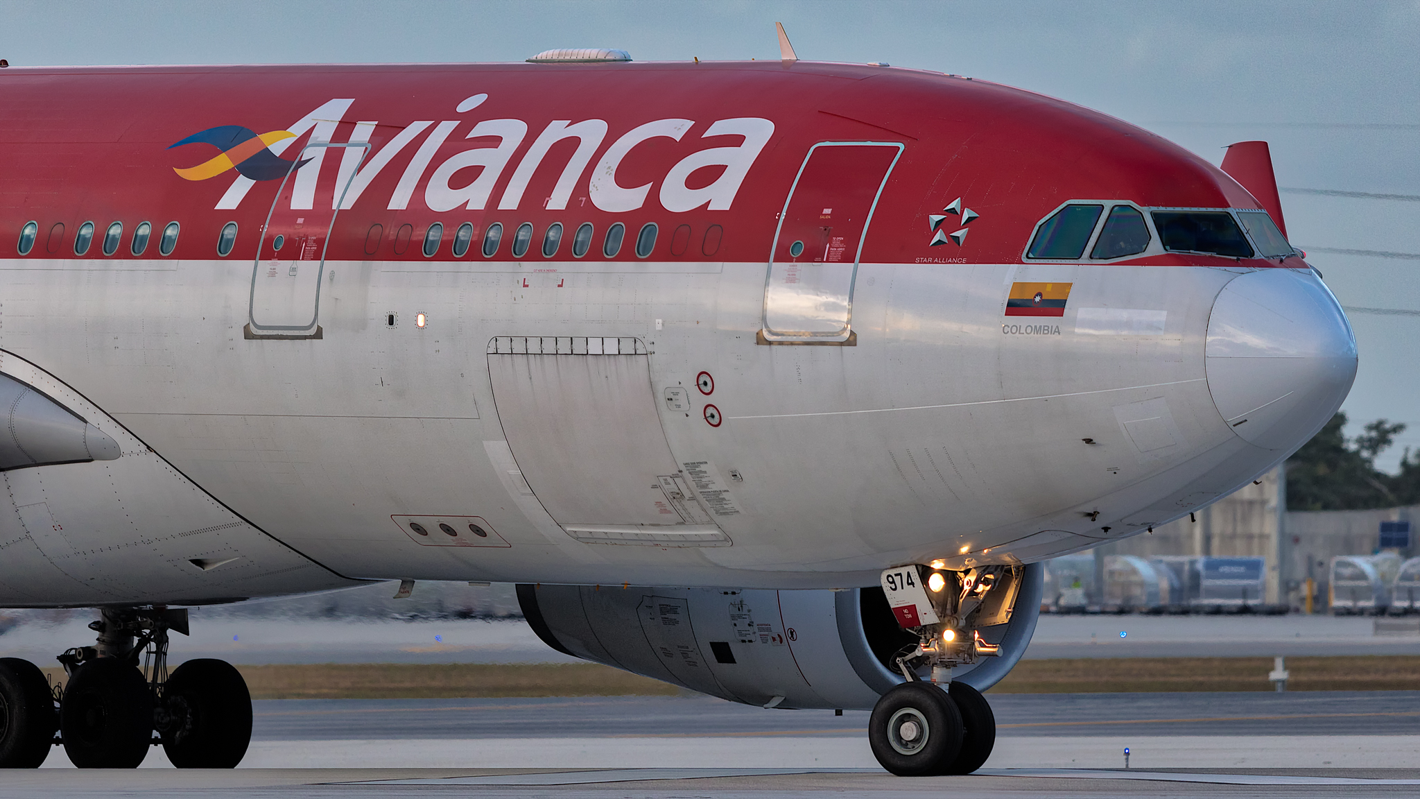 CEO da Latam diz que crise na Avianca faz preços de passagens subirem