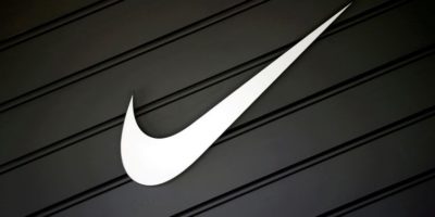 Amazon não venderá mais roupas e tênis da Nike em seu site