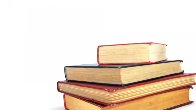 Kroton Educacional cai 8% na B3 com dívida líquida no mínimo 3x maior