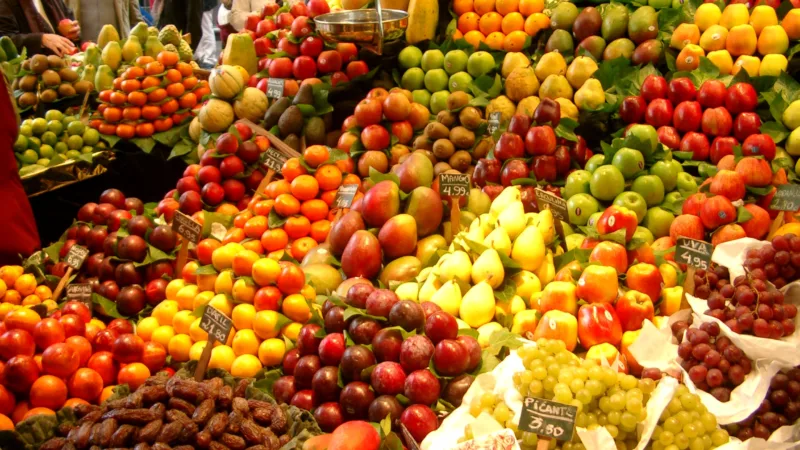 IPC-S desacelera em maio, influenciado pelo grupo Alimentação