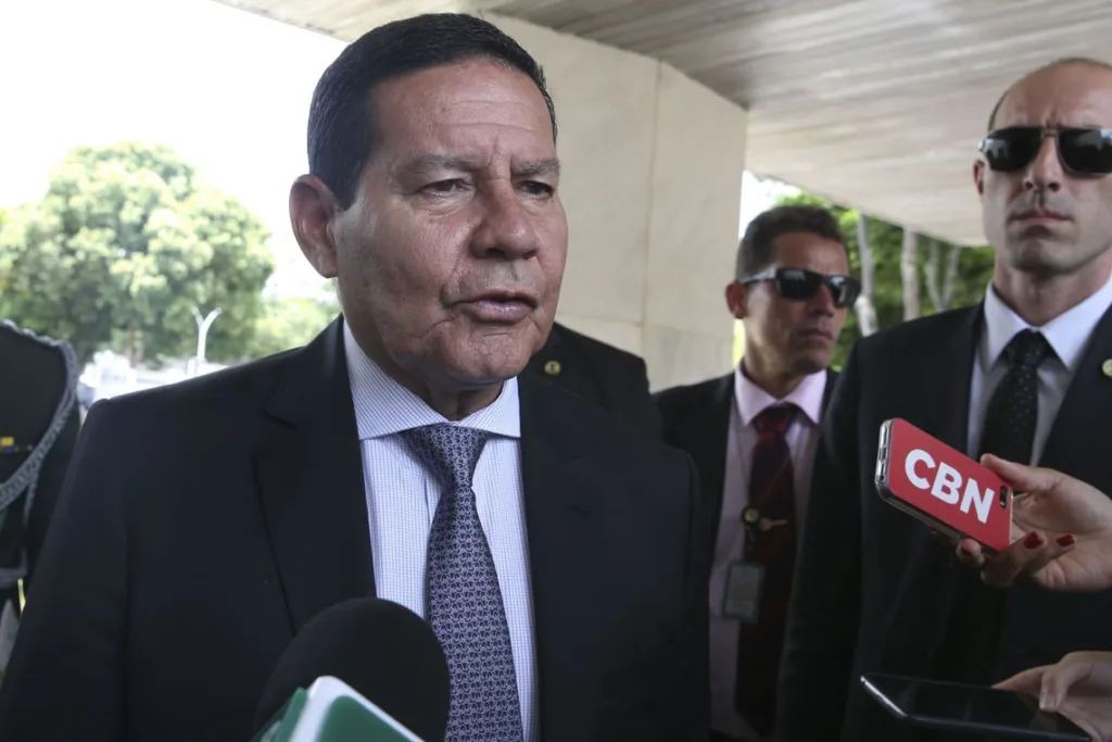 Mourão volta a defender debate sobre nova CPMF