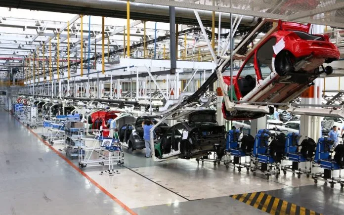 Produtividade cai 1,1% no 1T19 influenciada pela retração do PIB, diz FGV