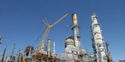 Petrobras inicia processo de venda das primeiras refinarias