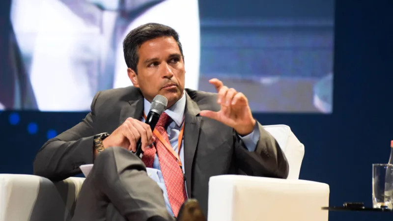 Banco Central tem política de câmbio flutuante, diz Campos Neto