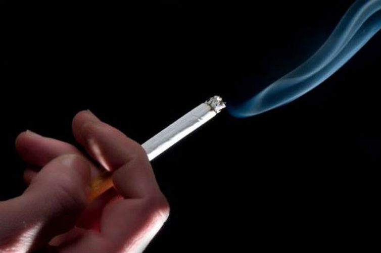 Omã vai colocar 100% de tarifas sobre tabaco, álcool e carne suína