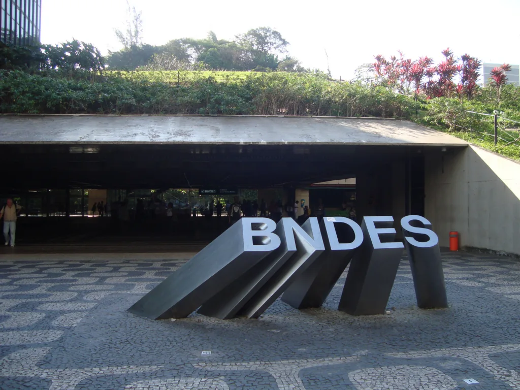 Tereos obtém financiamento de R$ 370 milhões com o BNDES