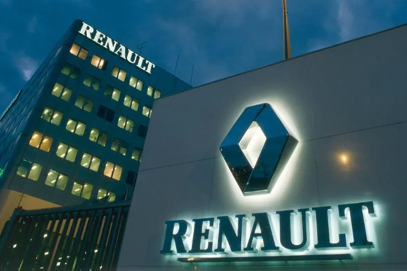 A Renault está de volta ao azul, após reverter o prejuízo do início de 2022, com lucro no azul no primeiro trimestre de 2023.