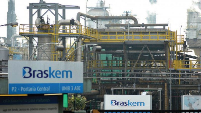 Grupo holandês LyondelBasell desiste de comprar a Braskem