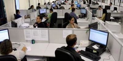 Setor de serviços retrai 1% em junho, conforme IBGE