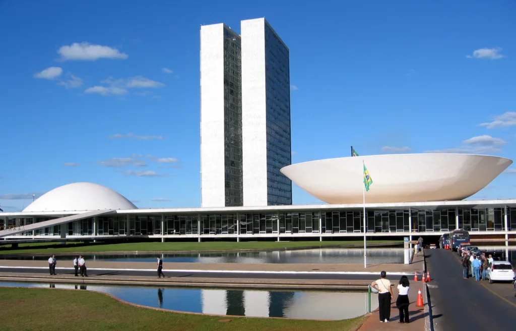 Senado votará projeto que suspende pagamento de aluguéis