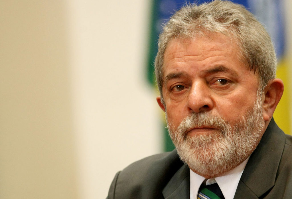 Campanha de Lula retirou a menção de "regulação da agroindústria" de suas diretrizes de governo.
