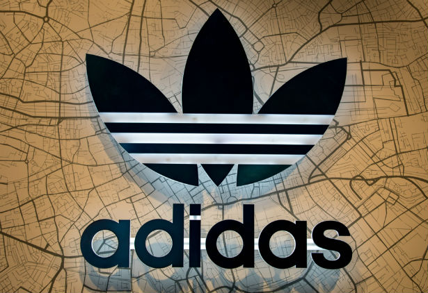 União Europeia afirma que três listras não são exclusividade da Adidas