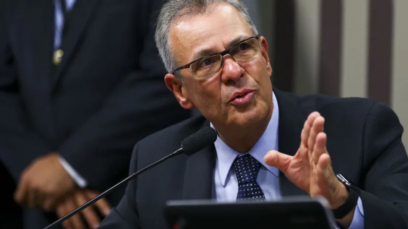 Empresário se suicida em evento em Sergipe com governador do estado