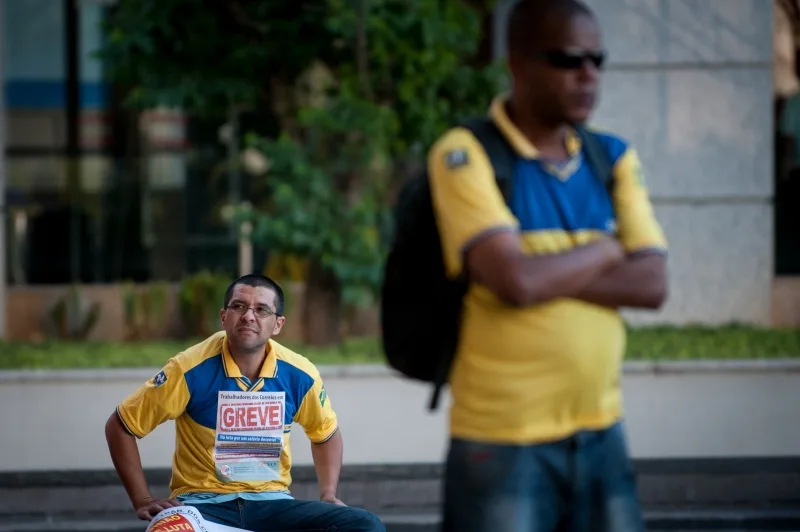 "A greve dos Correios vai continuar. Vamos intensificar os piquete e as mobilizações" disse o secretário FENTECT