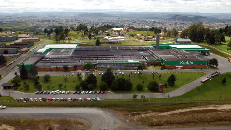 Klabin assina contrato para a exploração da atividade florestal no Paraná