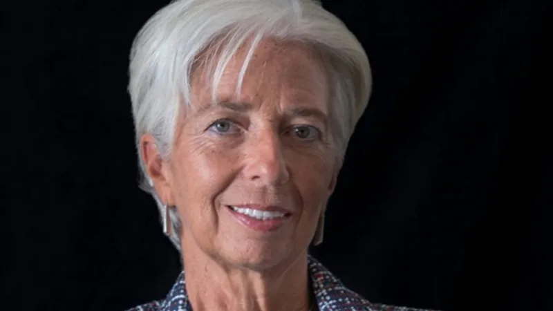 Christine Lagarde é nomeada nova presidente do Banco Central Europeu