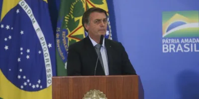 É algo emergencial para economia, diz Bolsonaro sobre FGTS