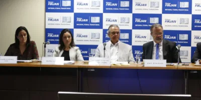 Reforma pode movimentar R$ 1,4 trilhão de investimentos, segundo Firjan