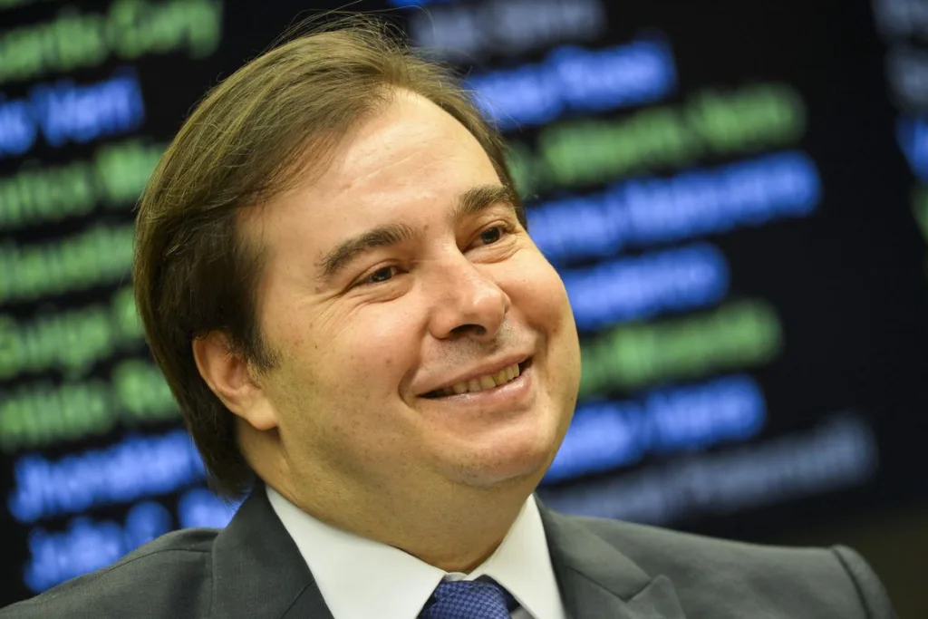 Rodrigo Maia diz que CPMF não passará na Câmara dos Deputados