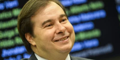 Rodrigo Maia diz que CPMF não passará na Câmara dos Deputados