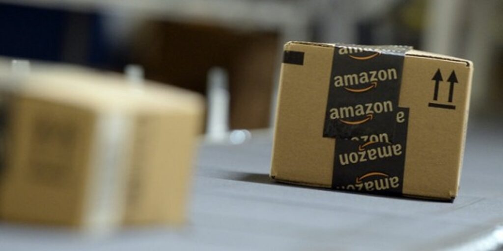 Funcionários da Amazon entram em greve na Alemanha por coronavírus