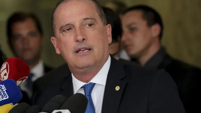 Reforma da Previdência deve ir à Câmara como saiu da comissão especial, diz Onyx