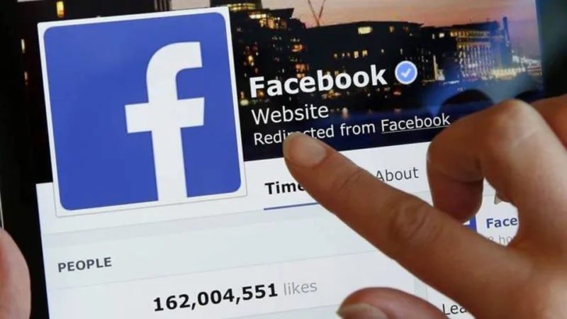 Facebook: Pepsi e Starbucks suspendem anúncios em rede social