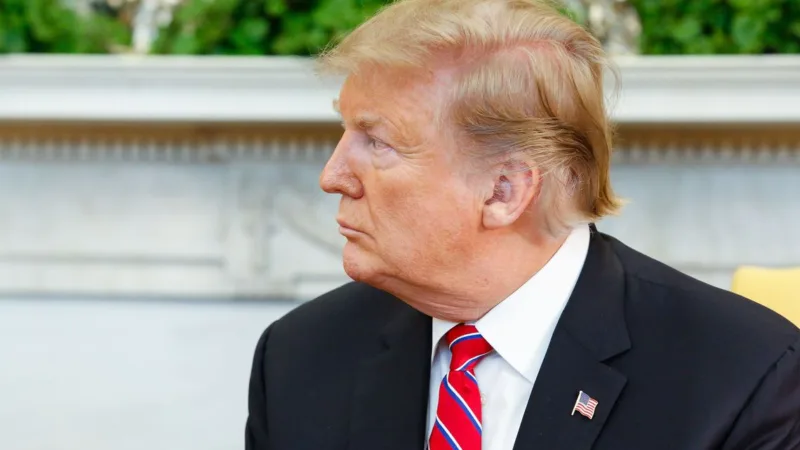 Donald Trump nega ter concordado em retirar tarifas sobre a China