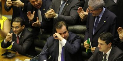 Ibovespa cai; Câmara analisa os destaques da reforma da Previdência