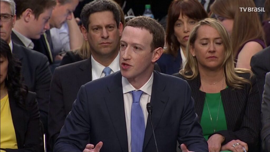 Facebook pagará US$ 100 milhões aos EUA por práticas ilegais