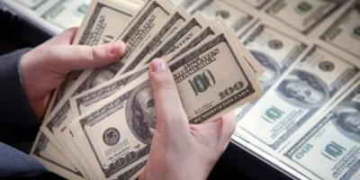 Fluxo cambial tem primeiro mês positivo em 2020, segundo BC