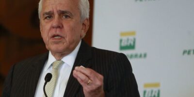 O governo não está desmontando a Petrobras, afirma Castello Branco