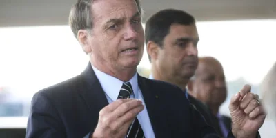 Bolsonaro: Brasil está na iminência de reabrir o comércio