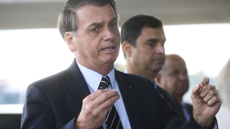Bolsonaro: Brasil está na iminência de reabrir o comércio