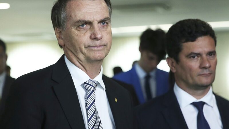 Bolsonaro nega atritos com Moro, mas lembra que “foi eleito para mudar”
