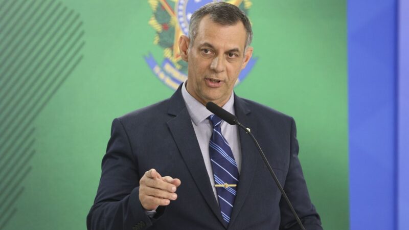 Bolsonaro é a favor de alterar lei do teto de gastos, afirma porta-voz